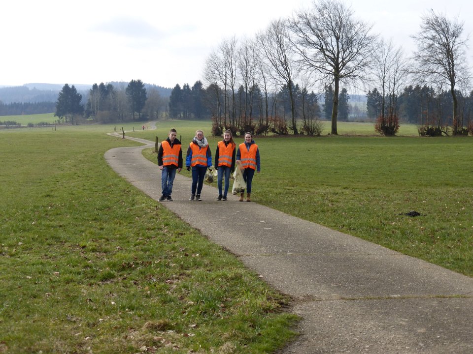 Dorfsaeuberung 2016 (36)